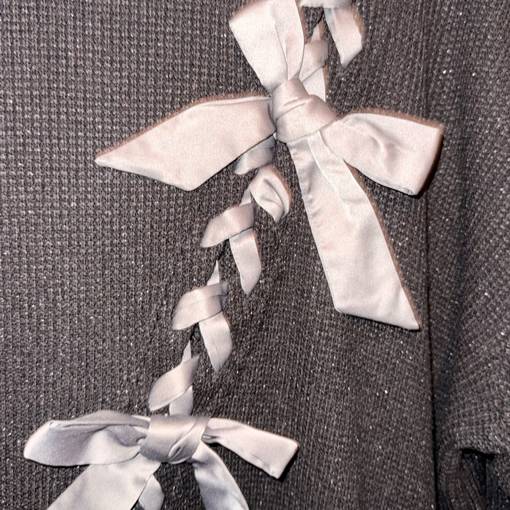Adore Me Shimmer Gray/black Sweater with Ribbon Detail 2X - Picture 2 of 7